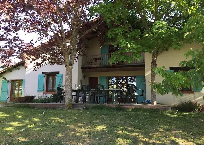 Grande Maison Avec Parc De 6000m2