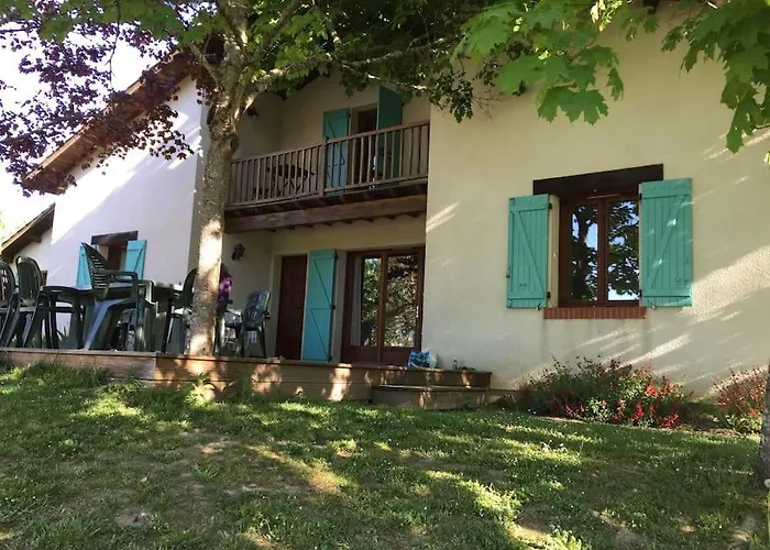 Grande Maison Avec Parc De 6000m2 * Pompiey